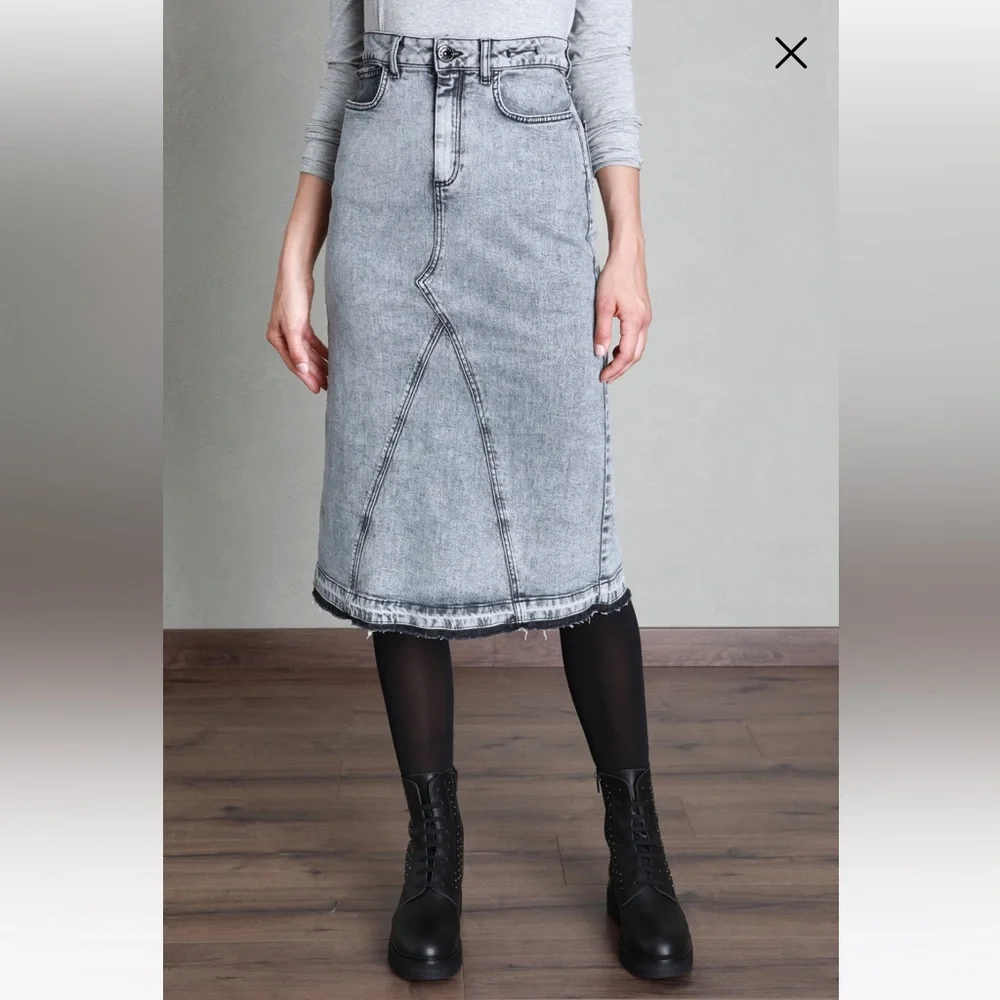 SOLD! On eBay Max Mara Marella Sport Denim Cut-Label Pencil Skirt.Sz:IT40 - Picture 2 of 15